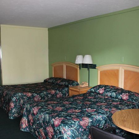 Travelers Inn Gainesville Exterior foto