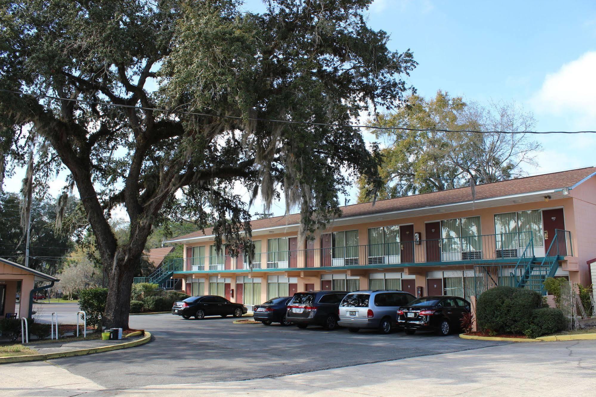 Travelers Inn Gainesville Exterior foto