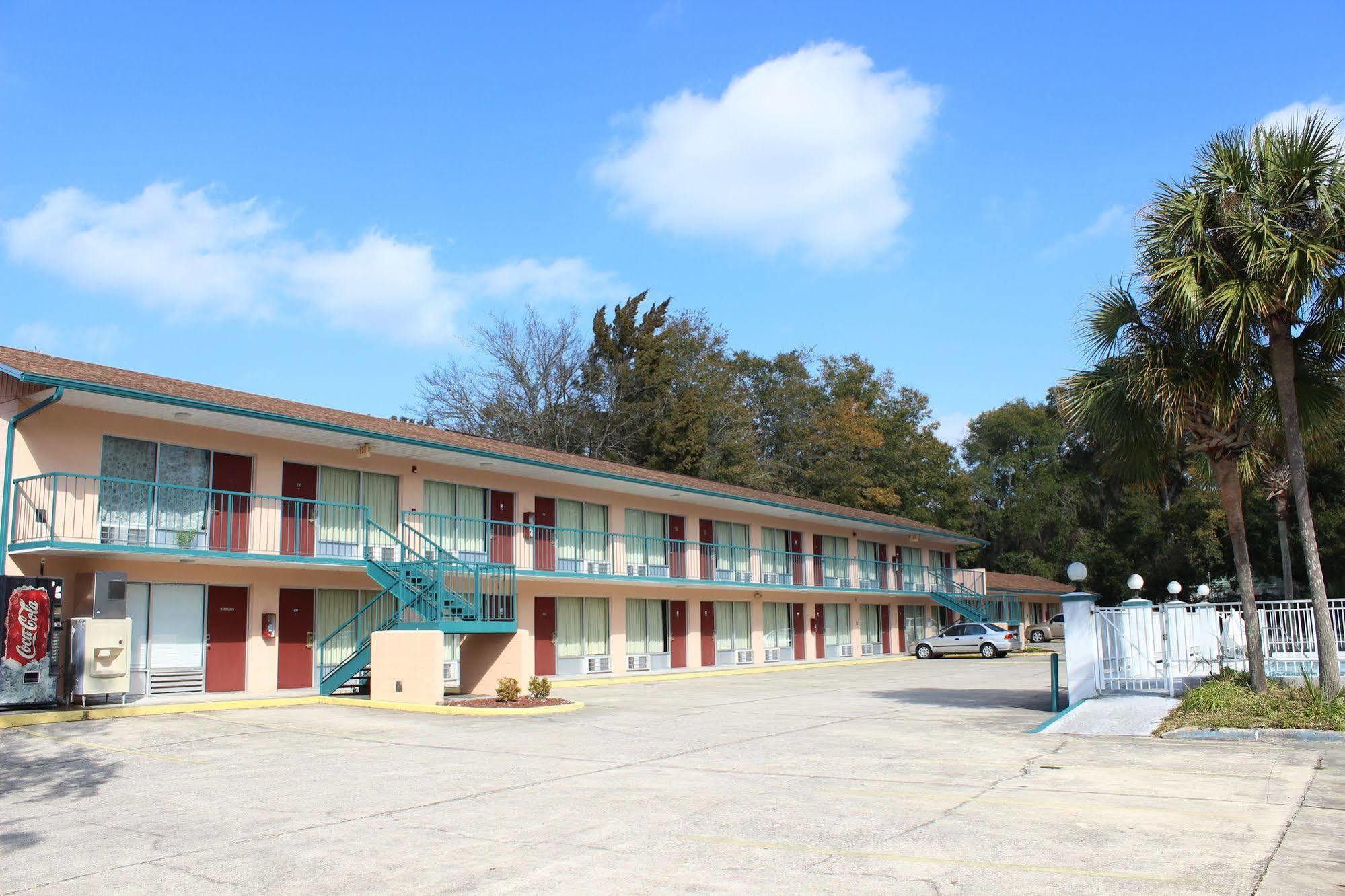 Travelers Inn Gainesville Exterior foto